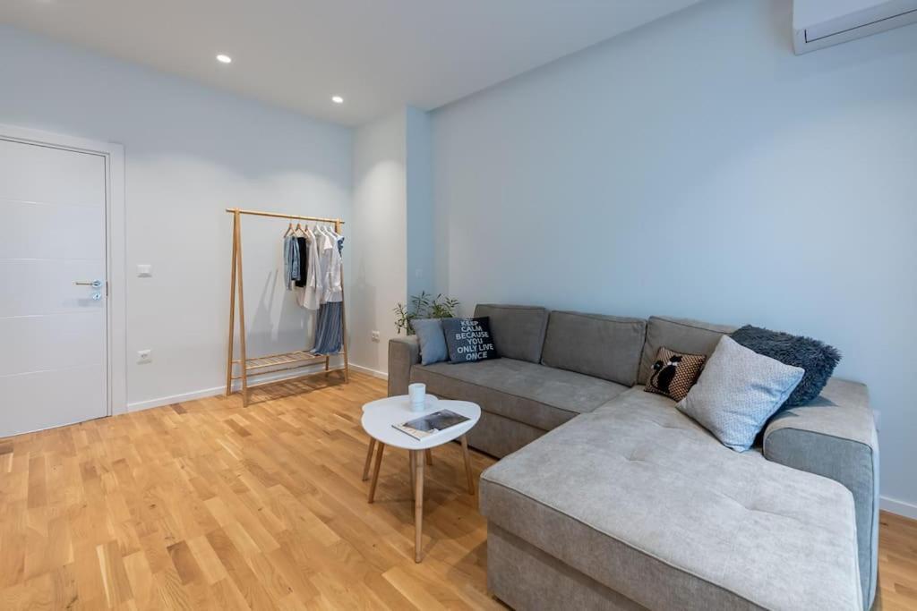 Modern & Stylish Sea Apartment With Parking Burgas Stad Buitenkant foto