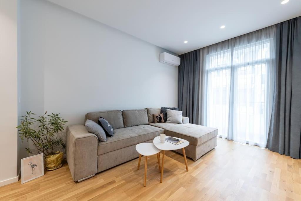 Modern & Stylish Sea Apartment With Parking Burgas Stad Buitenkant foto