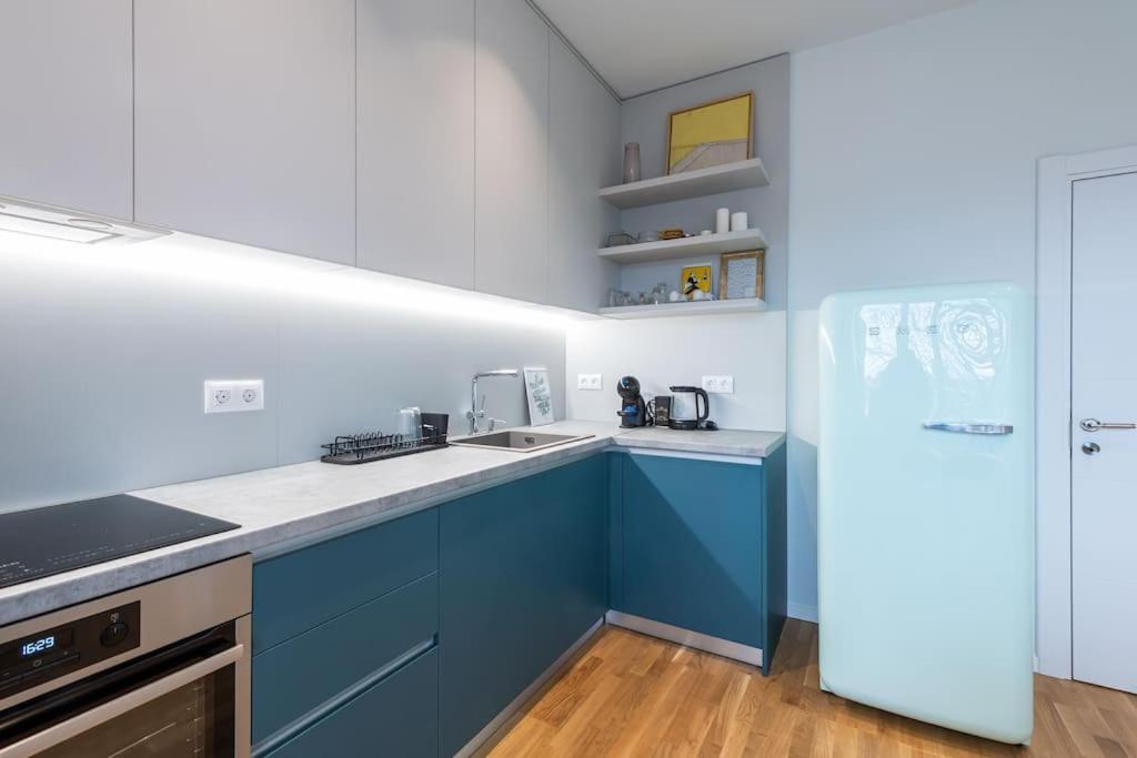 Modern & Stylish Sea Apartment With Parking Burgas Stad Buitenkant foto