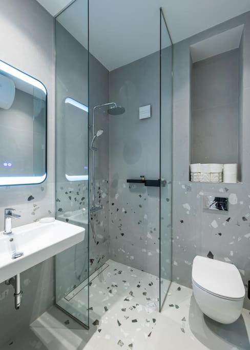 Modern & Stylish Sea Apartment With Parking Burgas Stad Buitenkant foto